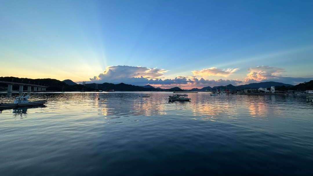 A photograph of Amina Island taken from Yuge Island.